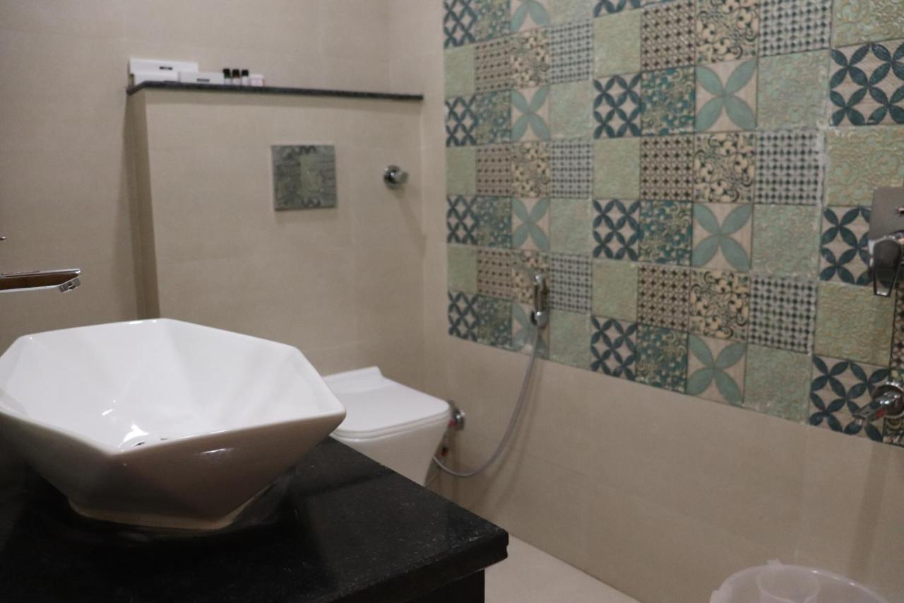 Hotel Jmb Jodhpur  Eksteriør bilde