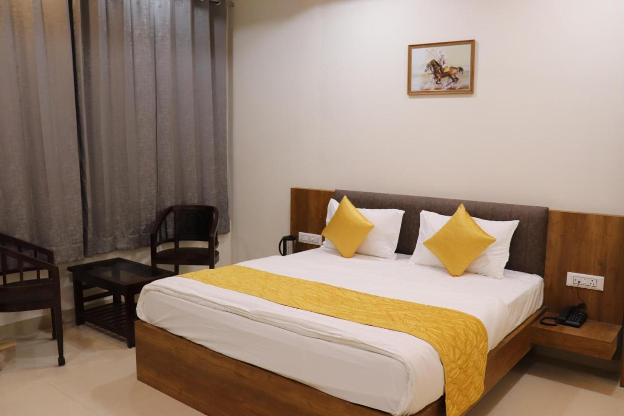 Hotel Jmb Jodhpur  Eksteriør bilde